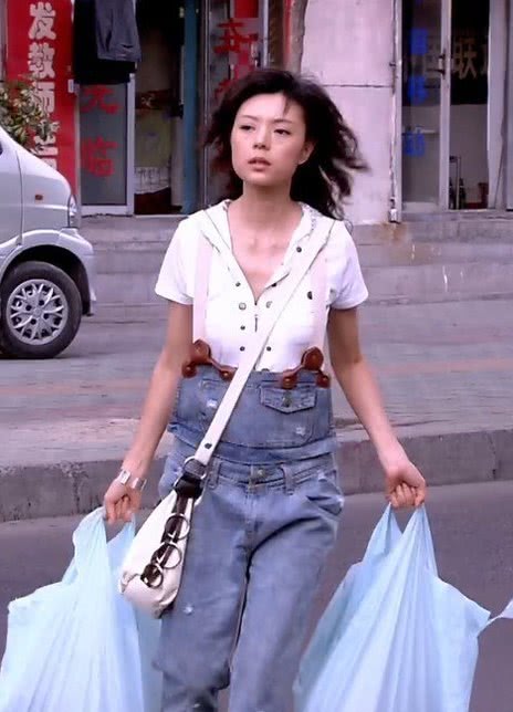阳光灿烂的夏天海报