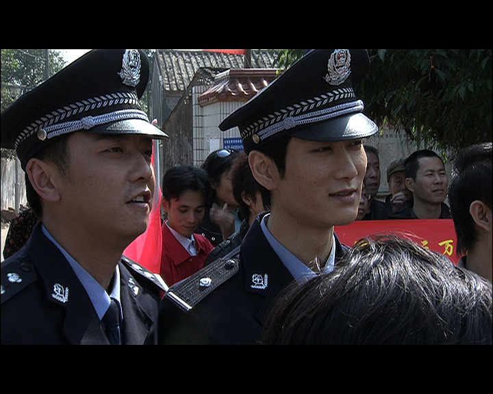 小镇警官海报