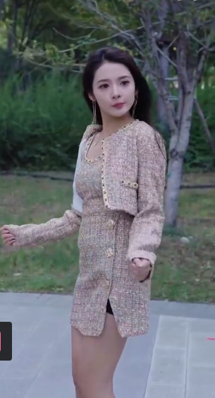 闪婚豪门总裁夫人马甲掉光了海报
