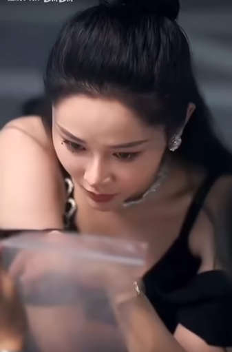 你是我的遥不可及海报