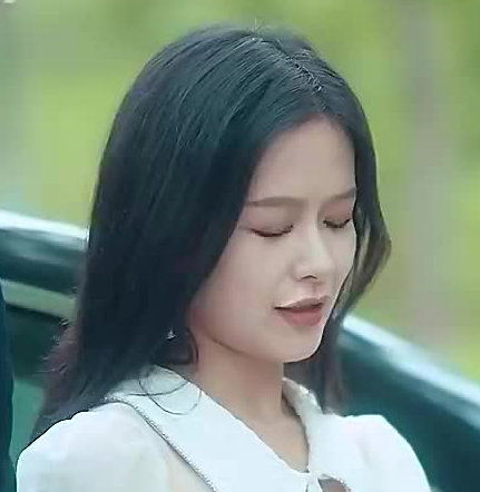 离婚后，前夫哭着求复婚海报